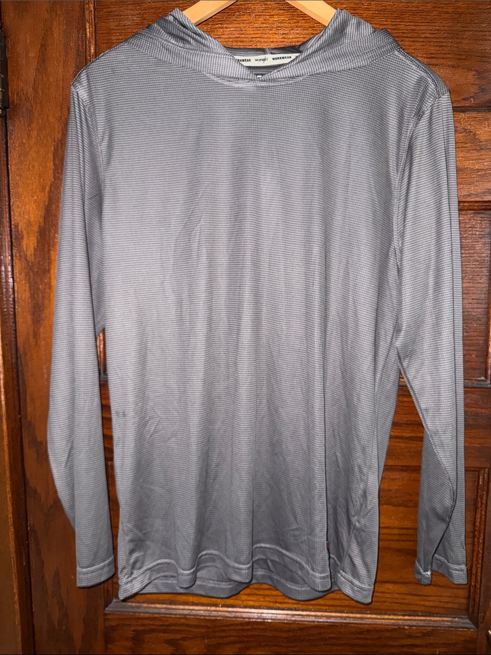 Small Wrangler Workwear Thin Long Sleeve with Hood. New without Tags